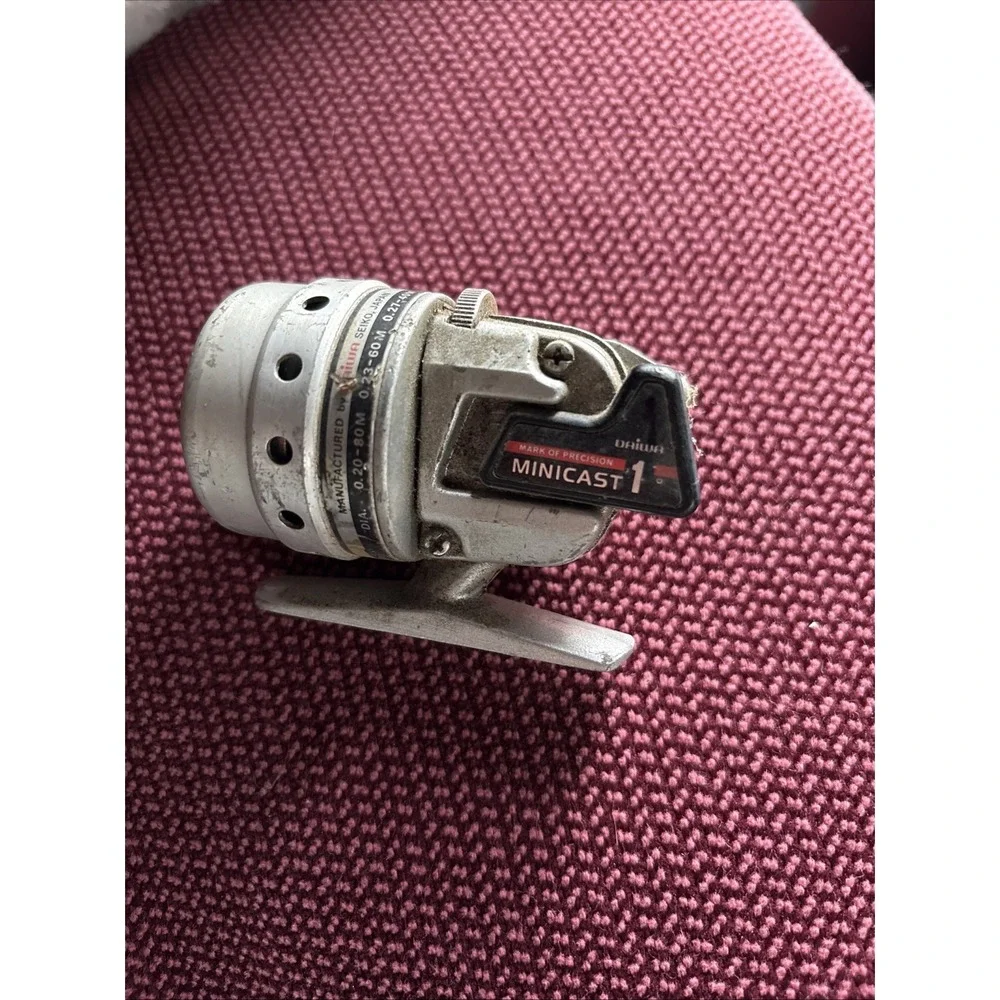 Vintage DAIWA MiniCast 1 Spincasting Reel made in Japan